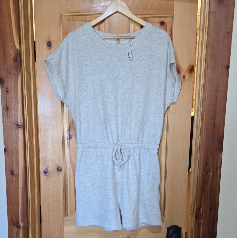 Wishlist Gray Women's Shorts Romper